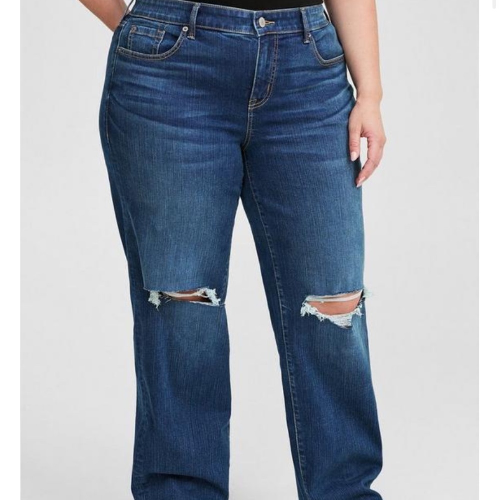 Bundle of 2-3 plus size shirts